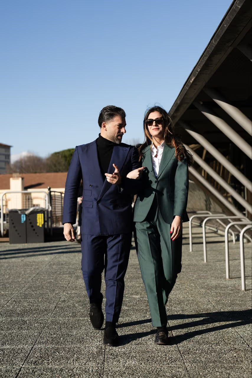 Dettaglio sartoriale — cucitura a mano Vinciguerra Sartoria Italiana Milano