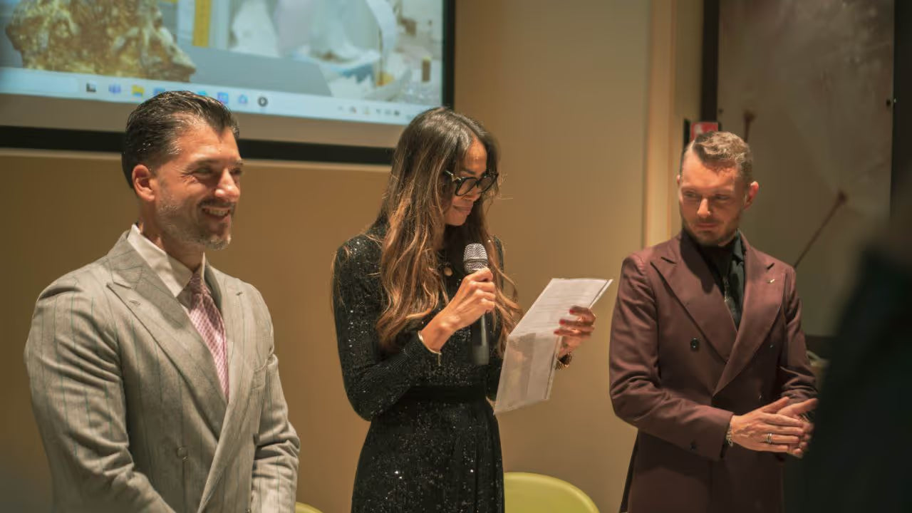Sartoria artigianale italiana — Vinciguerra, abito uomo su misura in lavorazione