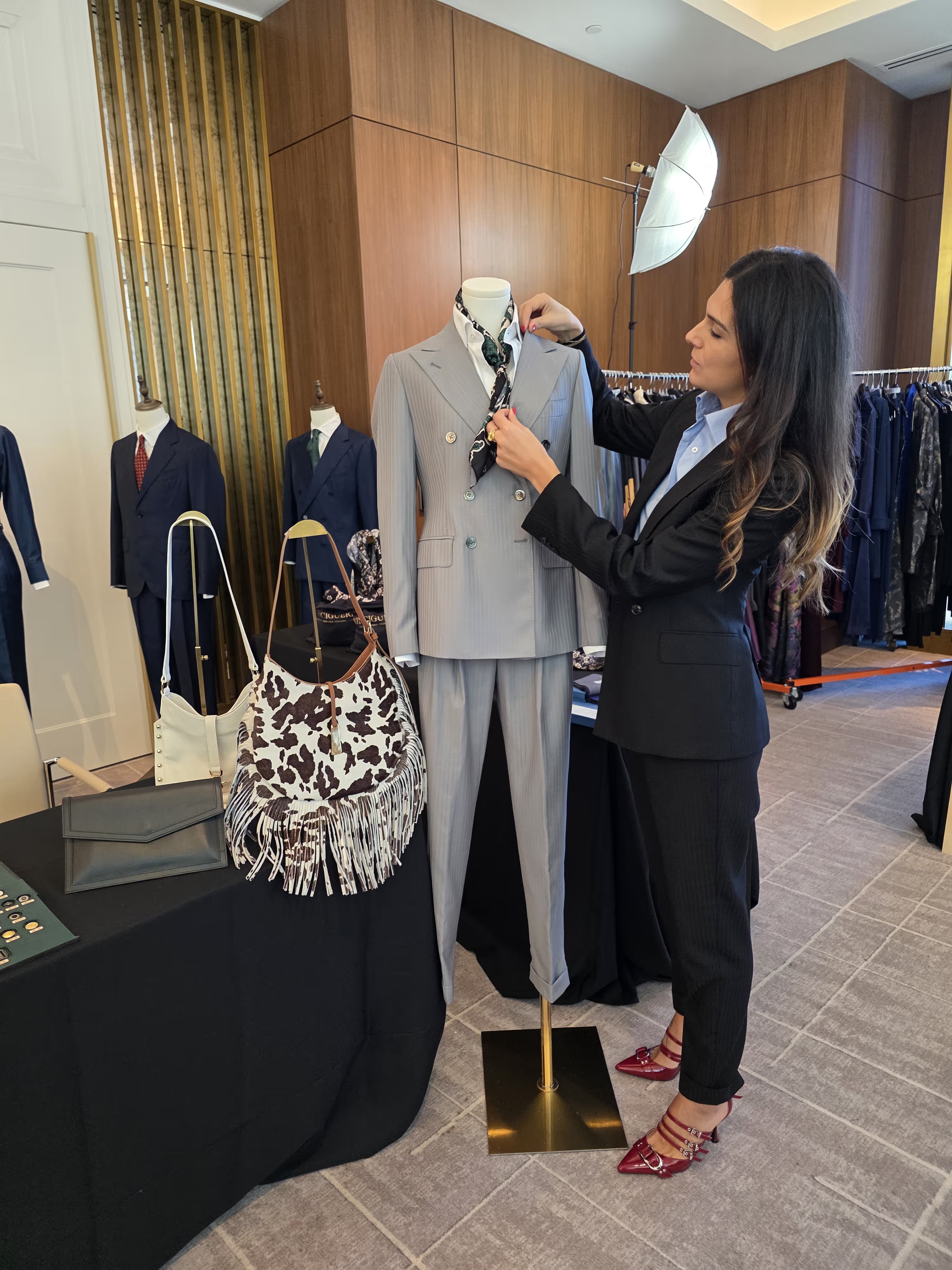 Sartoria Vinciguerra — attrezzatura professionale e tessuti selezionati